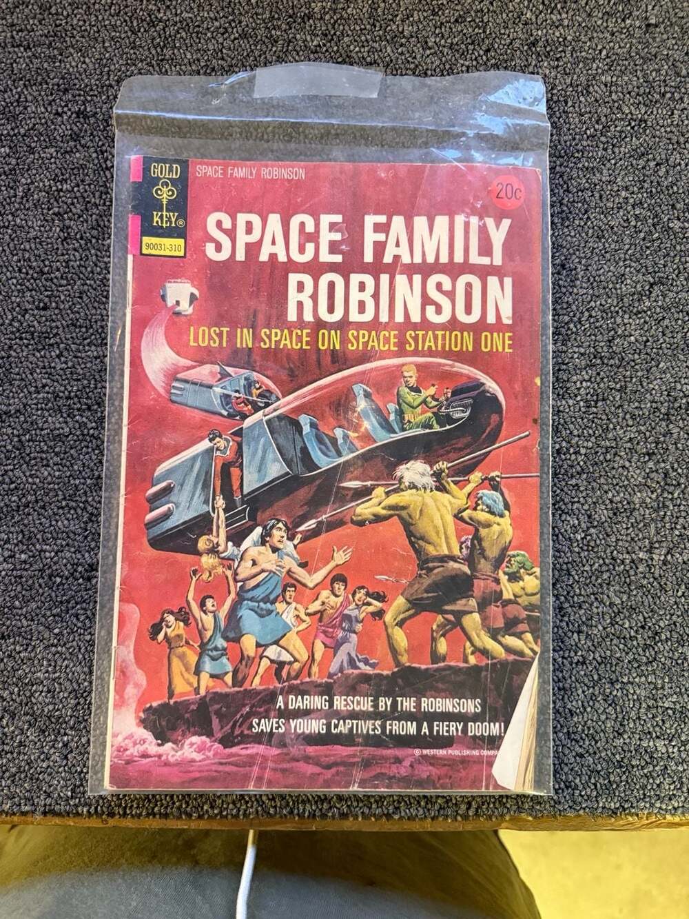 Space Family Robinson Lost in Space on Space Station One Gold Key Comic Book